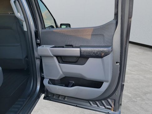 Used 2022 Ford F150 XLT image 30