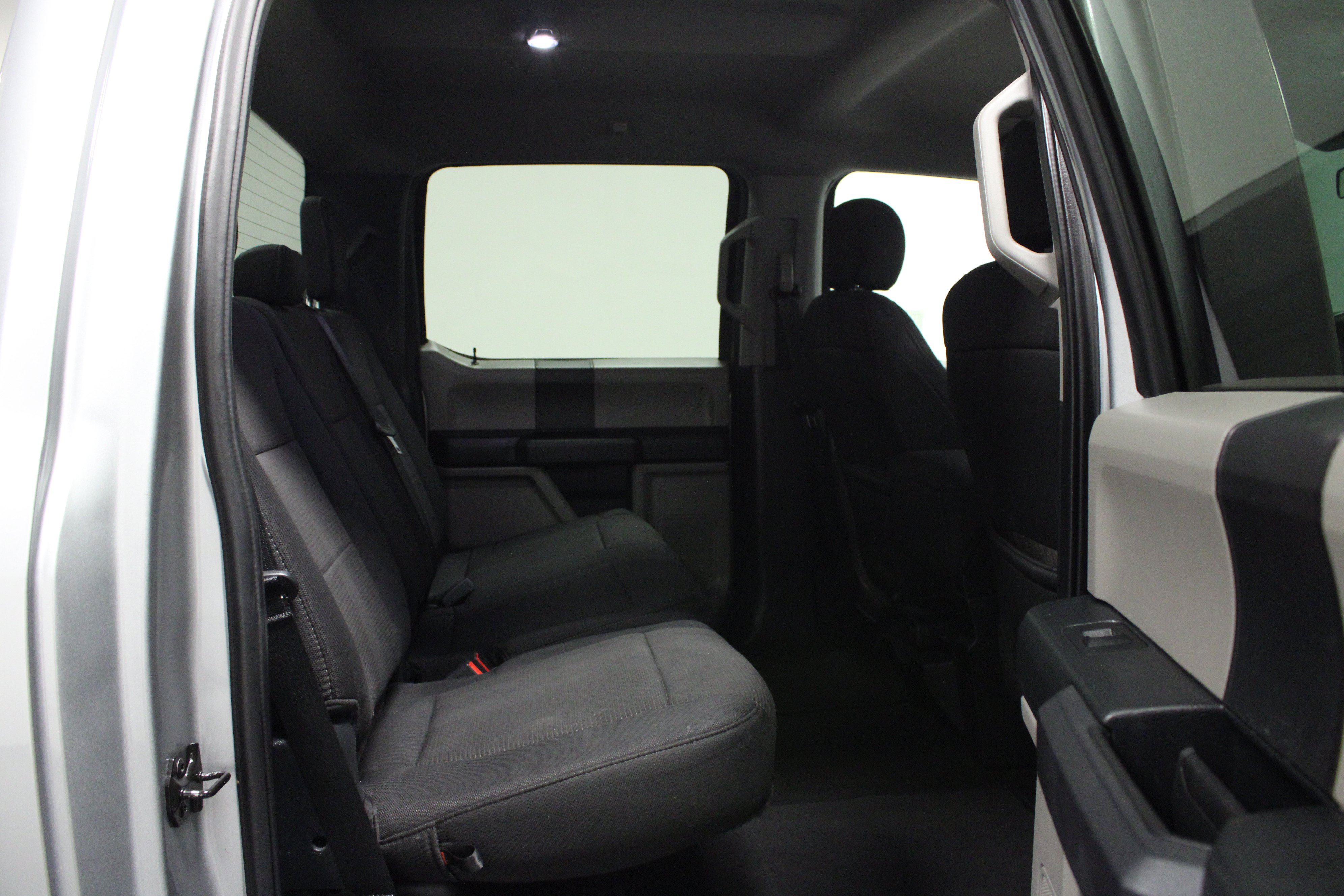 Used 2020 Ford F150 XL w/ Equipment Group 101A Mid RWD image 15