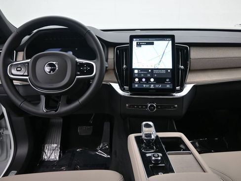 New 2026 Volvo XC90 B6 Plus w/ Protection Package Premier AWD/4WD image 12