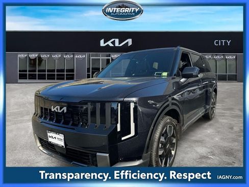 Used 2027 Kia Telluride S w/ Towing Package AWD/4WD image 4