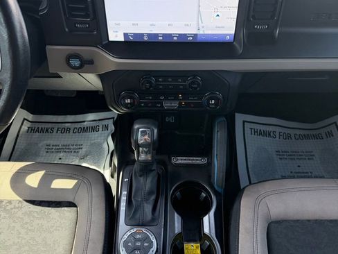 Used 2021 Ford Bronco Wildtrak image 20