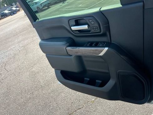 Used 2020 Chevrolet Silverado 2500 LTZ AWD/4WD image 18