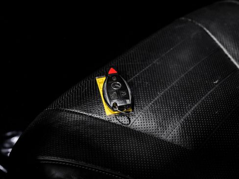 Used 2015 Mercedes-Benz S 550 Sedan w/ Sport Package w/ Sport Package image 66