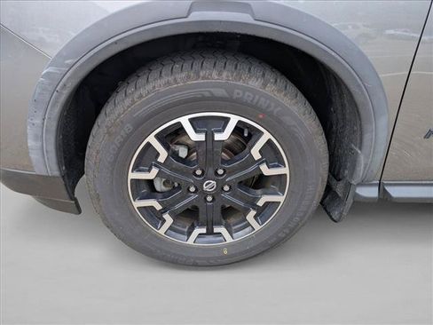 Used 2020 Nissan Pathfinder SL AWD/4WD image 10