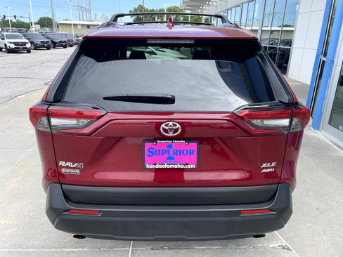 Used 2025 Toyota RAV4 XLE w/ Convenience Package AWD/4WD image 3