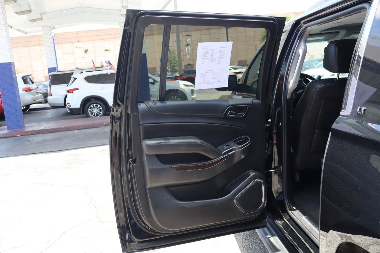 Used 2019 Chevrolet Suburban LT AWD/4WD image 15