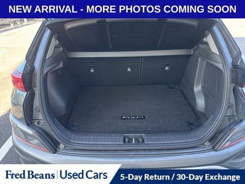 Used 2022 Hyundai Kona Limited AWD/4WD image 5