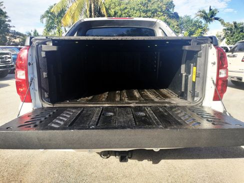 Used 2008 Chevrolet Avalanche LTZ w/ LTZ Preferred Equipment Group image 7