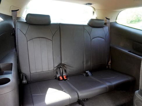 Used 2014 Buick Enclave Leather image 20