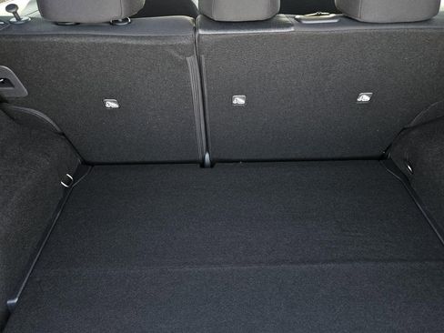 New 2026 Nissan Kicks SV image 6