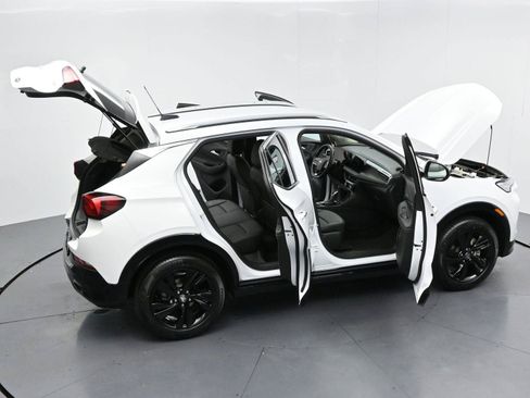Used 2024 Buick Encore GX Sport Touring AWD/4WD image 37
