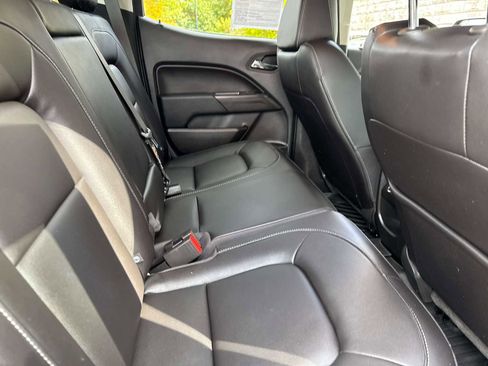 Used 2022 Chevrolet Colorado ZR2 image 12