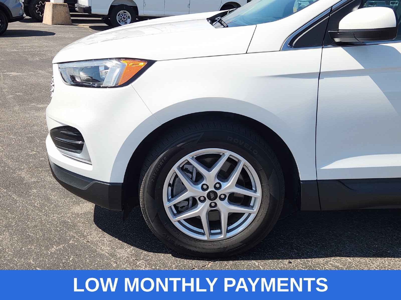 Used 2024 Ford Edge SEL AWD/4WD image 9