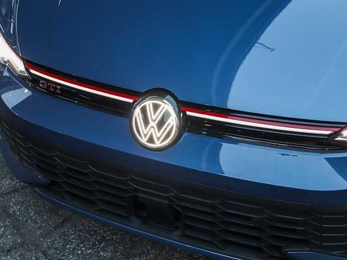 New 2026 Volkswagen GTI SE image 8