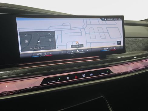 Certified 2024 BMW 740i RWD image 13