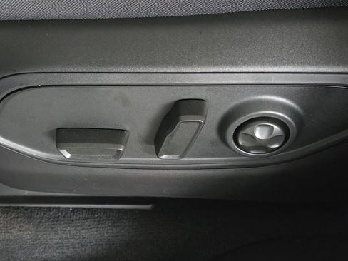 New 2025 Jeep Grand Cherokee Laredo image 21