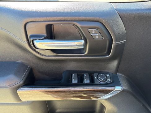 Used 2019 Chevrolet Silverado 1500 LT Trail Boss image 16