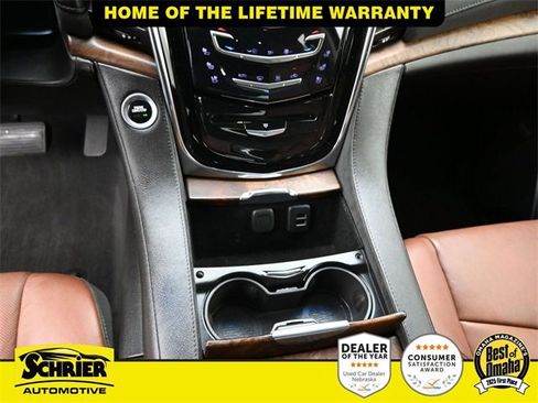 Used 2015 Cadillac Escalade Premium image 29