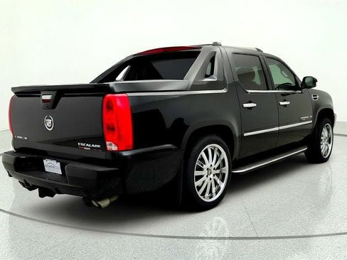 Used 2012 Cadillac Escalade EXT Luxury AWD/4WD image 5