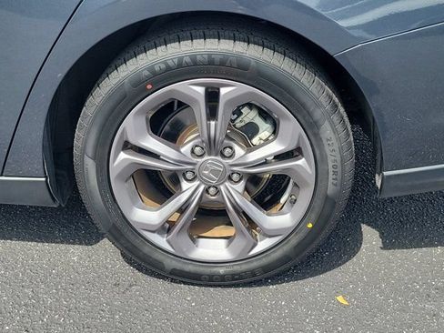Certified 2023 Honda Accord EX image 29