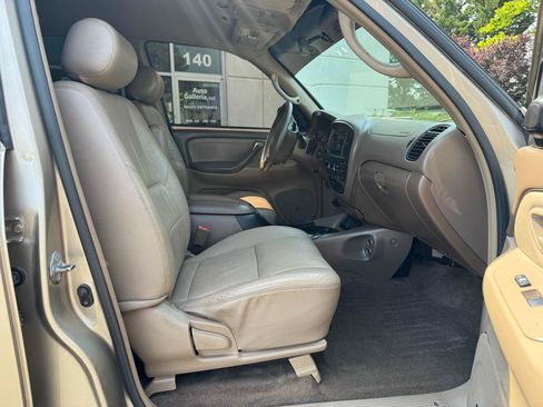 Used 2004 Toyota Tundra SR5 AWD/4WD image 16