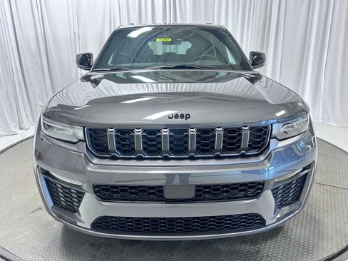 New 2026 Jeep Grand Cherokee Limited AWD/4WD image 26