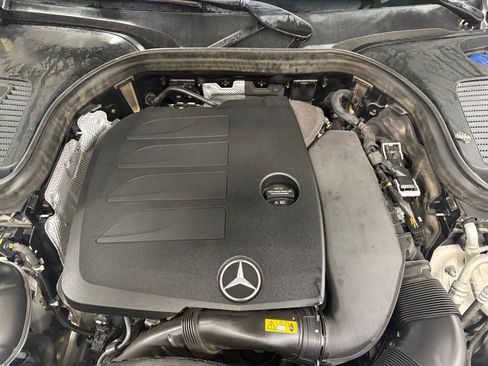 Used 2020 Mercedes-Benz GLC 300 4MATIC Coupe image 22
