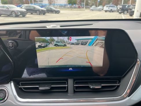 New 2026 Chevrolet Trax LT w/ Driver Confidence Package image 22