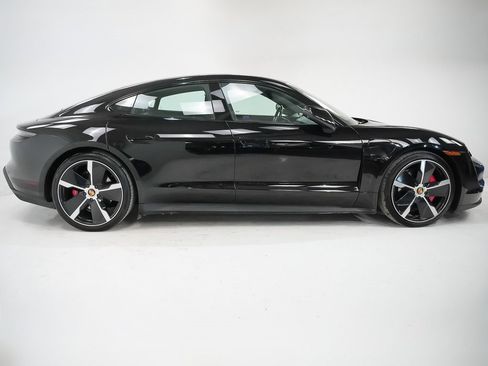 Certified 2021 Porsche Taycan 4S image 9