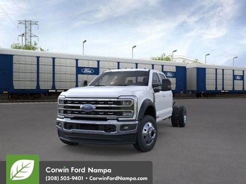 New 2026 Ford F450 Lariat image 3