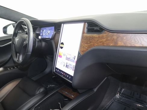 Used 2021 Tesla Model S Long Range Plus image 47
