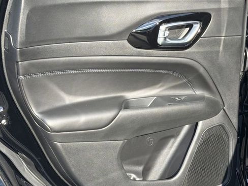 New 2026 Jeep Compass Latitude image 19