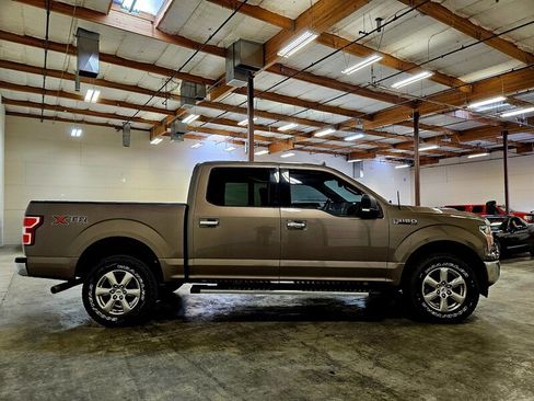 Used 2018 Ford F150 XLT w/ Equipment Group 302A Luxury image 9