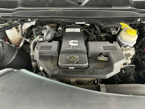 Used 2020 RAM 3500 Laramie AWD/4WD image 32