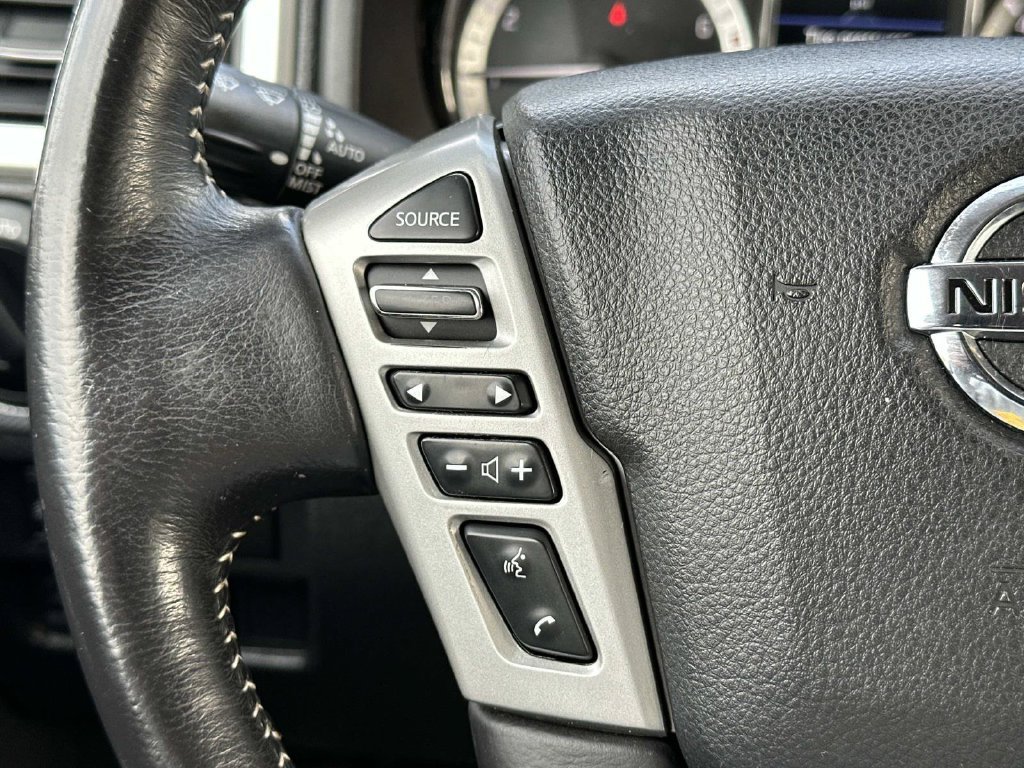 Used 2019 Nissan Titan PRO-4X w/ Pro-4x Convenience Package AWD/4WD image 29