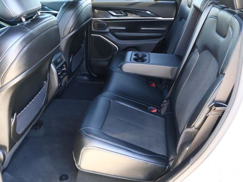 Used 2022 Jeep Grand Cherokee Trailhawk image 22