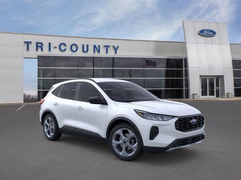 New 2026 Ford Escape ST-Line w/ Cold Weather Package image 7