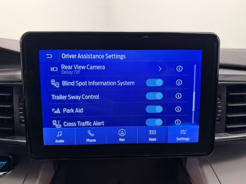 Used 2023 Ford Explorer XLT w/ Equipment Group 202A image 10