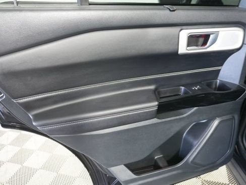 Used 2022 Ford Explorer ST w/ Equipment Group 401A AWD/4WD image 35