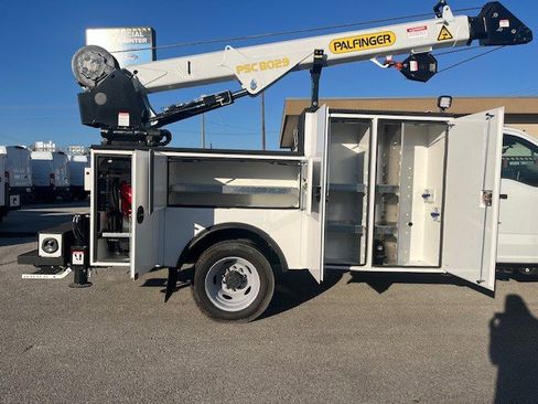 New 2024 Ford F550 2WD Regular Cab Super Duty image 9