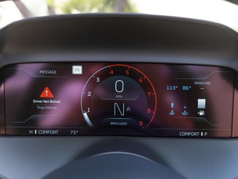 Used 2025 McLaren 750S Spider RWD image 13