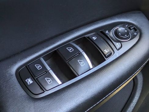 Used 2023 INFINITI QX55 Essential image 29