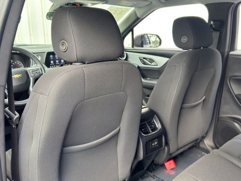 Used 2021 Chevrolet Blazer LT FWD image 32
