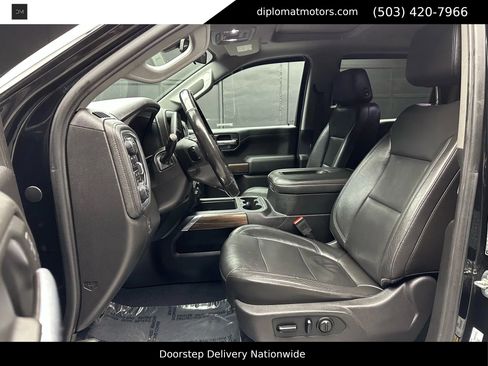 Used 2019 Chevrolet Silverado 1500 LT Trail Boss image 18