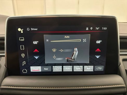 Used 2024 GMC Yukon AT4 w/ Technology Package AWD/4WD image 43