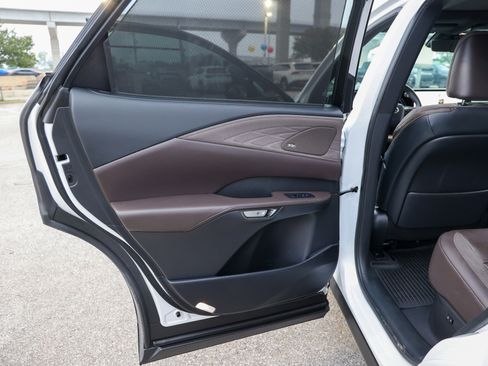 Used 2024 Lexus RX 350 w/ Convenience Package FWD image 39