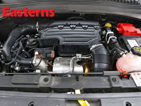 Used 2023 Jeep Renegade Latitude AWD/4WD image 7