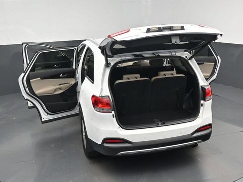 Used 2017 Kia Sorento EX w/ EX V6 Premium Package FWD image 30