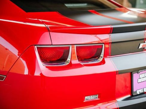 Used 2010 Chevrolet Camaro SS w/ RS Package image 52