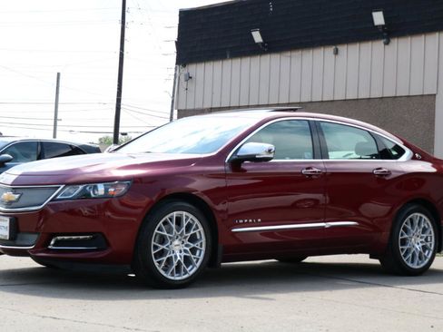 Used 2017 Chevrolet Impala Premier w/ Enhanced Convenience Package FWD image 18